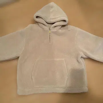 베이지 플리스 자켓 후드 부착