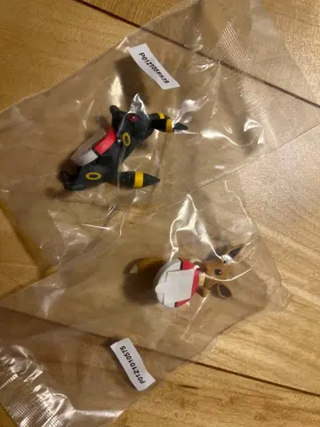 거리 산책 치라린 프렌즈 블래키, 이브이 2개 세트