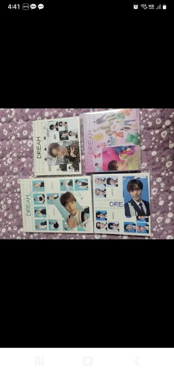 Seventeen DREAM album including poca