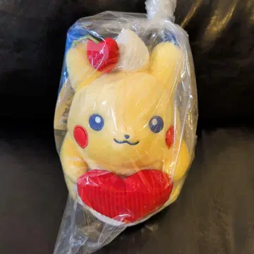 피카츄 다이너 봉제 인형 하트 포함