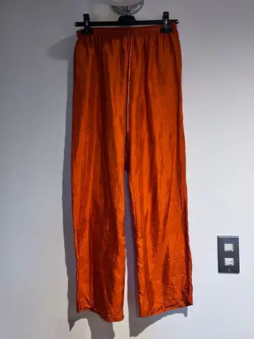 유라이야 실크 팬츠