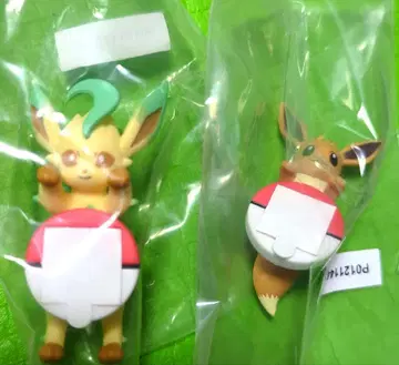 포켓몬 제일복권 F상 길거리 산책 찰랑 프렌드 이브이 리피아