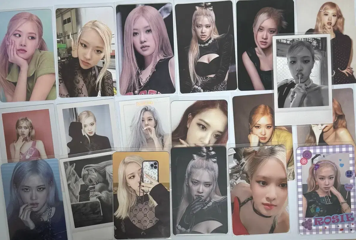 !Bulk! Shipping included 4.5) Blackpink Rose Poca bulk wts