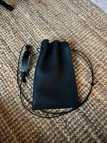 itti 가죽 숄더백 TODAYFUL