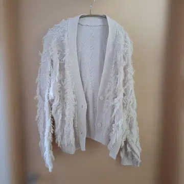 새상품 티티베이트 프린지 니트 가디건