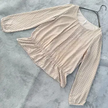 [ 새상품급 ] ELLE 도트 무늬 프릴 허리 긴팔 상의 베이지 M 상당