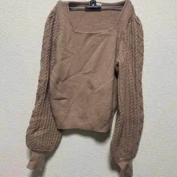 신상 리젝시 니트 상의