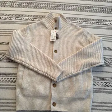 미사용 UNIQLO 수플레얀 스탠드 카라 가디건