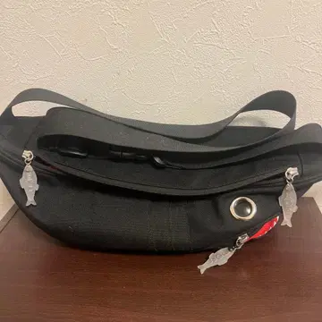 MORN CREATIONS 바디백