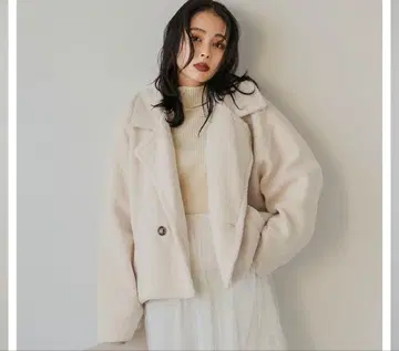 라지엠 숏 기장 보아 아우터