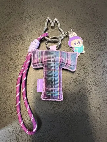 POPMART 러브브 pin for love T 키링