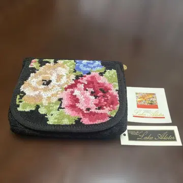 Lake Alster 플라워 자수 파우치