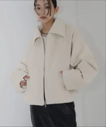 페이크 비버 숏 기장 W 지퍼 블루종