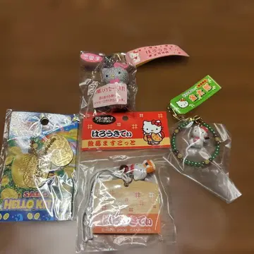 헬로키티 지역 한정판 키링 등 4개 세트 미개봉품