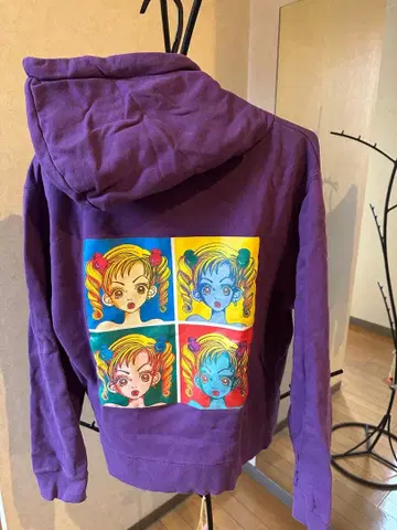 jouetie 근처 이야기 콜라보 후드티