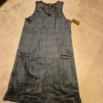 새상품 Provador V넥 체크 무늬 원피스 속기모