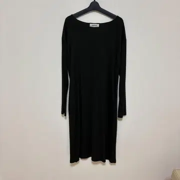 [ 미사용품 ] zucca 긴팔 니트 원피스