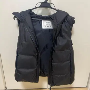 PLST 후드 부착 다운 베스트 M 블랙