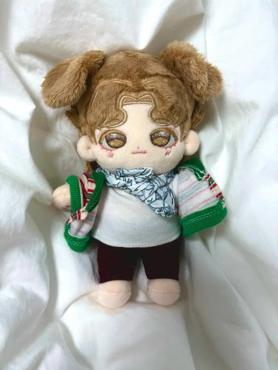 Seventeen Dino doll