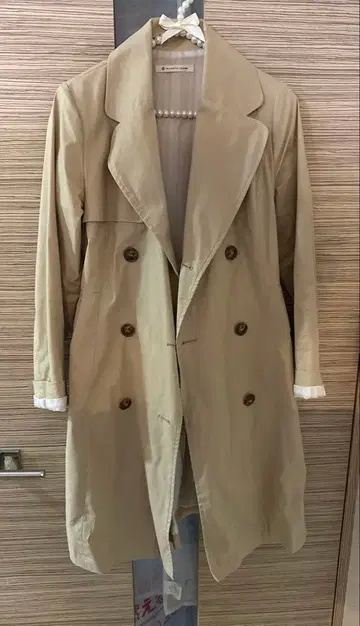 MAJESTIC LEGON 베이지 트렌치코트