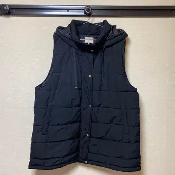 Vanilla Studio 후드 부착 퀼팅 다운 베스트 블랙 4L