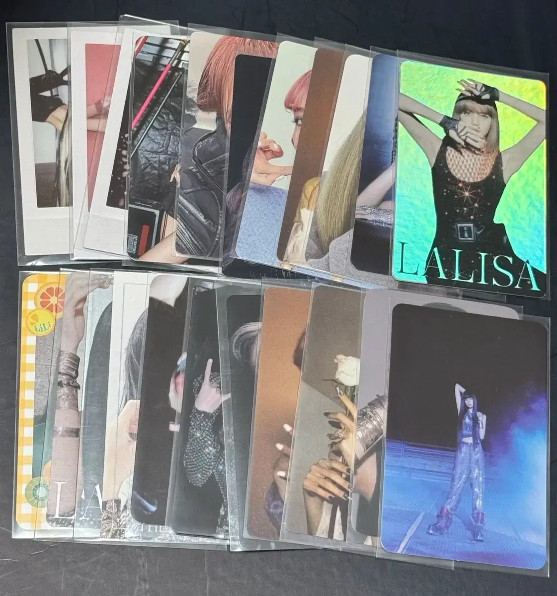 !Bulk! Shipping included 3.9) Blackpink lisa poca bulk wts