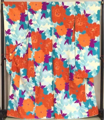 미사용 새상품 후리소데 기성복 폴리에스테르 올 패턴