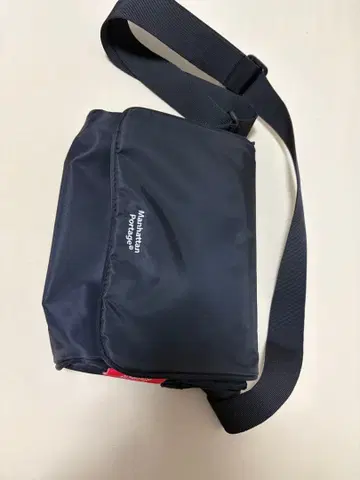 Manhattan Portage 블랙 숄더백