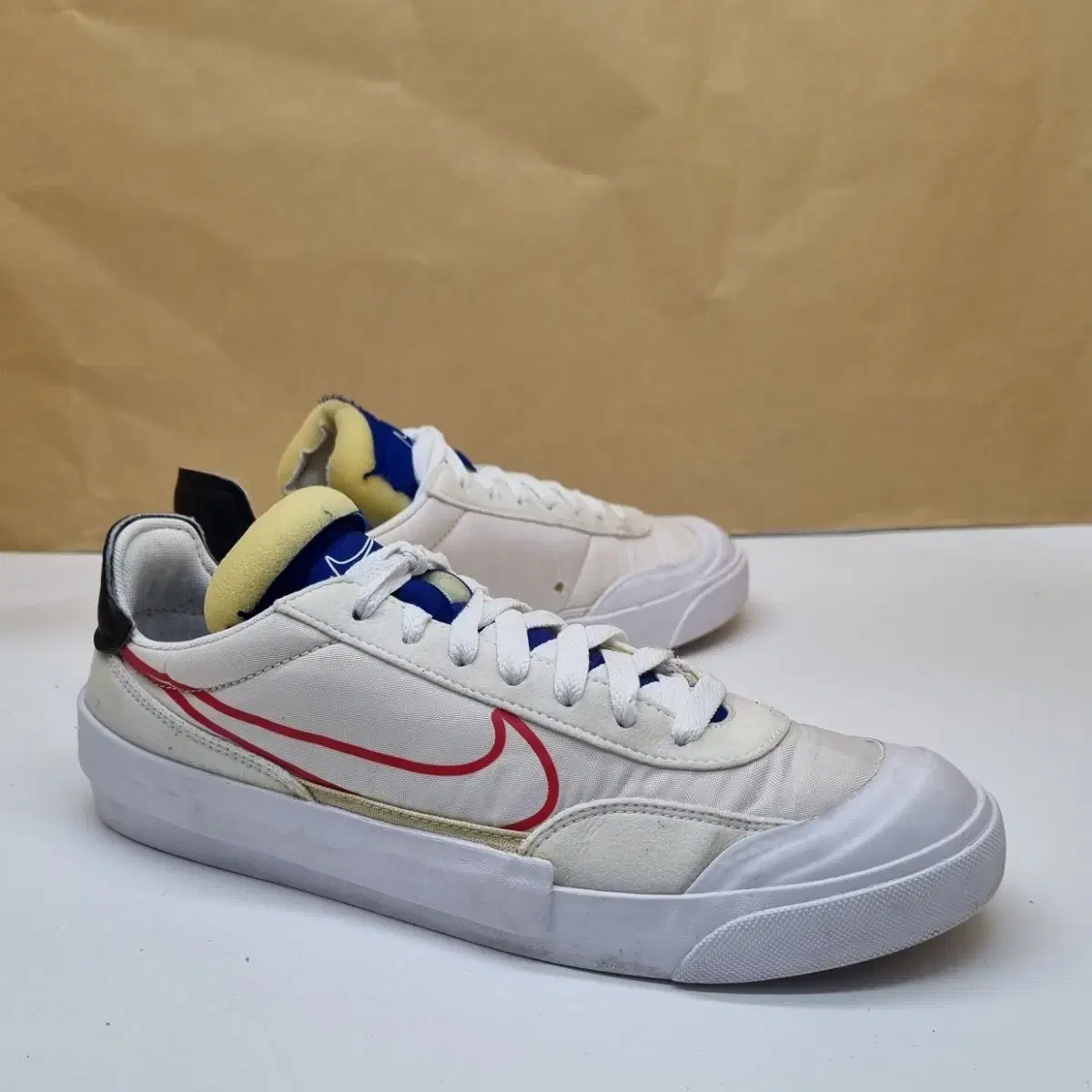 Nike Drop-Type Sneakers 250_