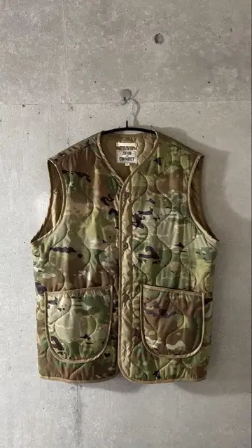 JOHN OWNBEY 카모플라쥬 퀼팅 베스트 XL