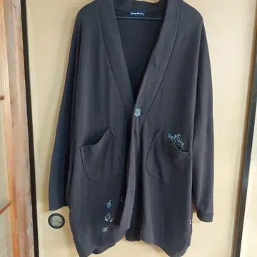 드럭스토어 's 자수 블랙 긴팔 빅 가디건