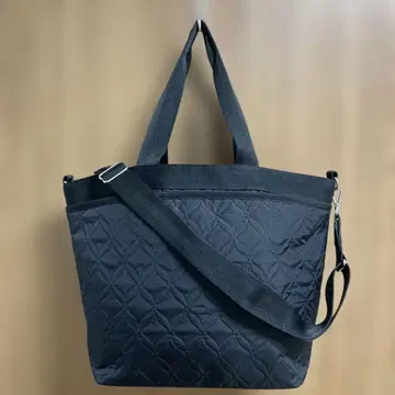 블랙 퀼팅 토트백