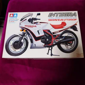 [ 미개봉 ] 타미야 혼다 VT250F 인테그라