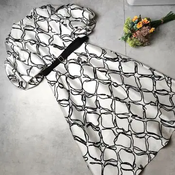 새상품 23SS 루루윌비/란버스 체크 원피스/벌룬 슬리브