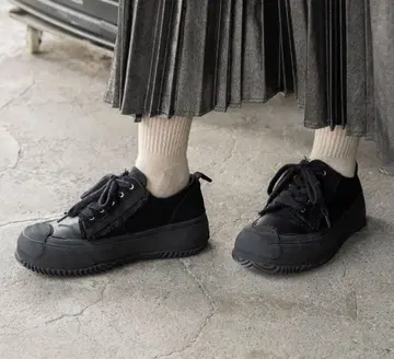 niko and - 프린지 장식 통굽 스니커즈