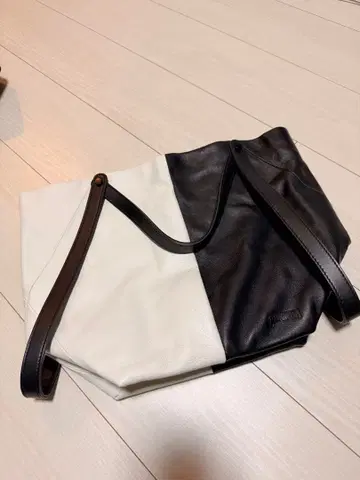 CAMPER 2way 토트백 화이트 블랙