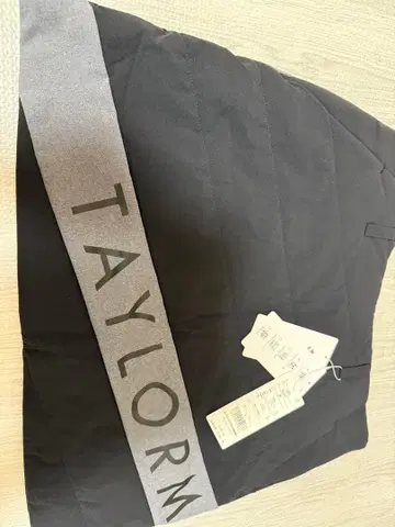 TAYLORMADE 블랙 스커트 M 충전솜 스커트