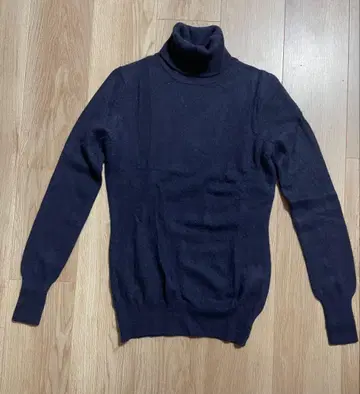 캐시미어 100% 네이비 터틀넥 M
