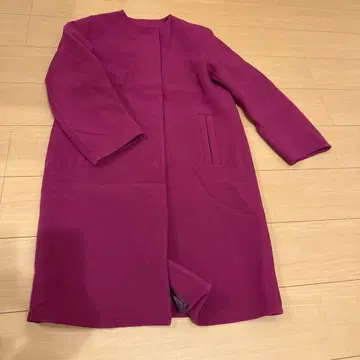 TOMORROWLAND 마젠타 코트