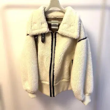 GYDA 보아 자켓 크림색