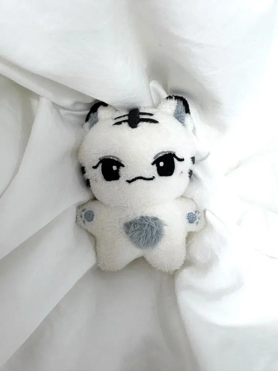 Seventeen Joshua Nyorangi doll