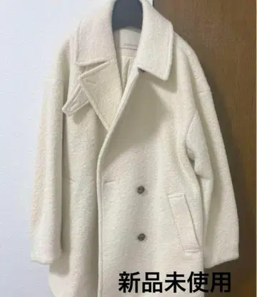 Andemiu 크림색 더블 브레스트 코트 미사용 새상품