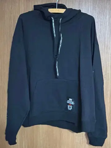 LiSA BiG 후드티 ASiA TOUR 2018[core]