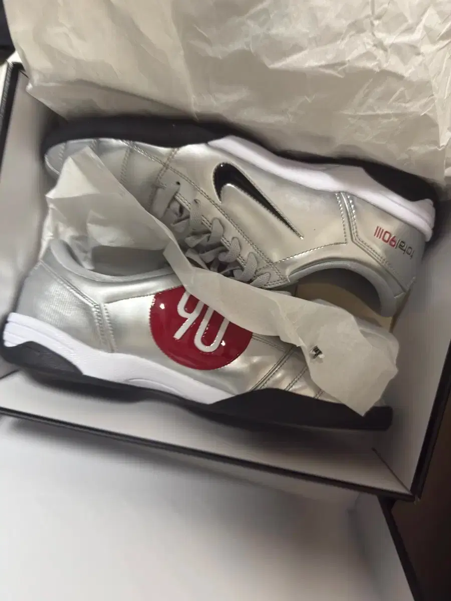 (300) Nike Total 90 3 SP Metallic Silver and Black