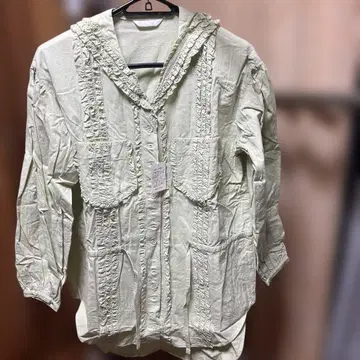 핑크하우스 프릴 셔츠