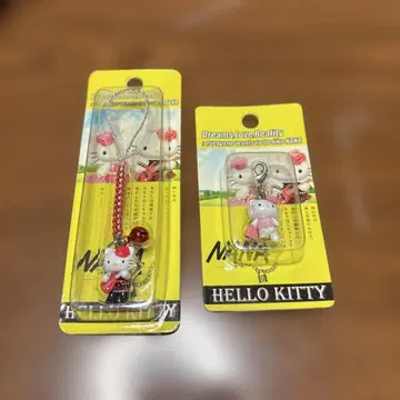 헬로키티 x NANA 콜라보 스트랩 2개 세트 미개봉품
