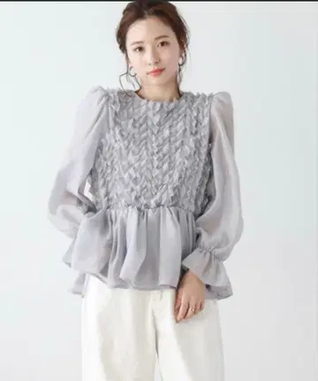 SUGAR BISKET 페플럼 상의