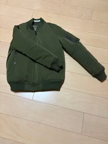 올리브 MA-1 플라이트 자켓