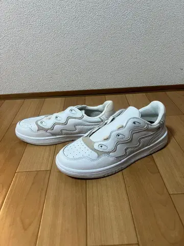 ASFVLT 화이트 베이지 스니커즈