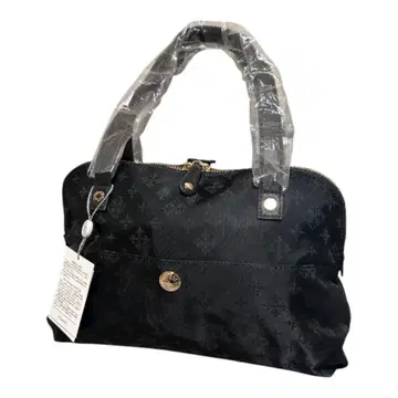 새상품 택 포함 러셋 블랙 나일론 핸드백